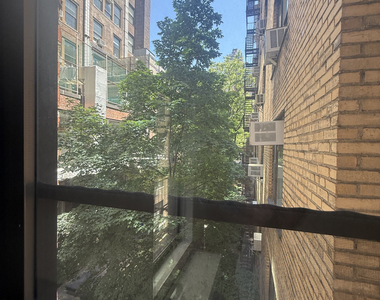 109 East 88th Street - Photo Thumbnail 8