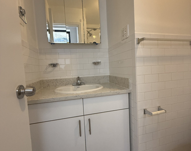 167 East 87th Street - Photo Thumbnail 6