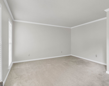 608 Adam Circle - Photo Thumbnail 17