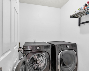 608 Adam Circle - Photo Thumbnail 19