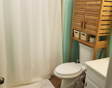 410 Rocky Drive - Photo Thumbnail 6