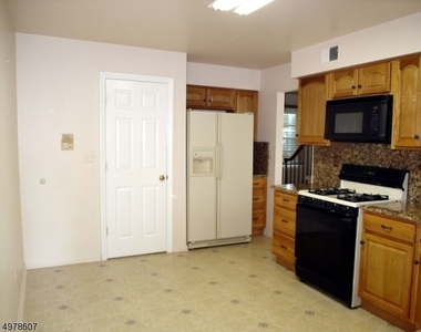 20 Independence Way - Photo Thumbnail 3