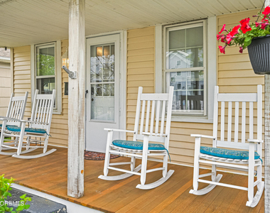 1842 Parkway - Photo Thumbnail 3
