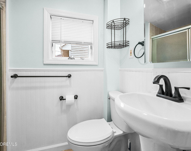 1842 Parkway - Photo Thumbnail 13