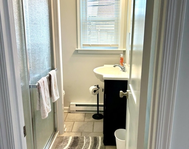 433 Garfield Lane - Photo Thumbnail 12