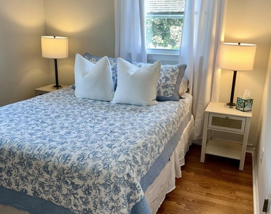 433 Garfield Lane - Photo Thumbnail 4