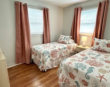 433 Garfield Lane - Photo Thumbnail 11