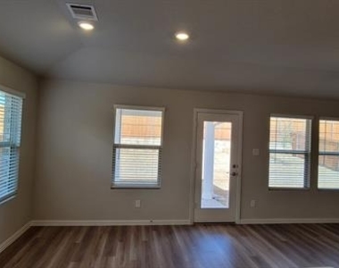 2644 Oneida Lane - Photo Thumbnail 26