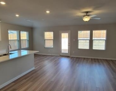 2644 Oneida Lane - Photo Thumbnail 21