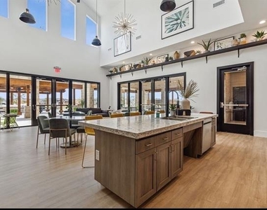 1125 Bridgwalk Drive - Photo Thumbnail 5