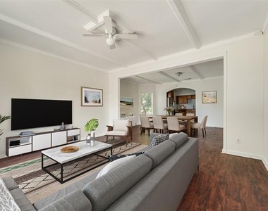 1327 E Baltimore Avenue - Photo Thumbnail 2