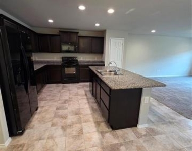 7504 Boat Wind Road - Photo Thumbnail 8