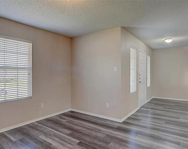 9929 George Washington Drive - Photo Thumbnail 6