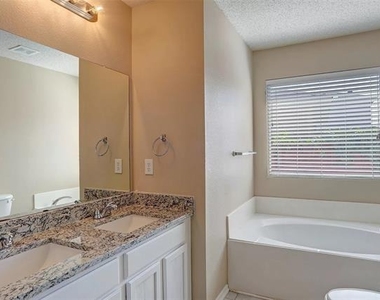 9929 George Washington Drive - Photo Thumbnail 17