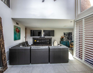 7401 N Scottsdale Road - Photo Thumbnail 28