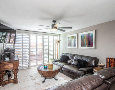 7401 N Scottsdale Road - Photo Thumbnail 7