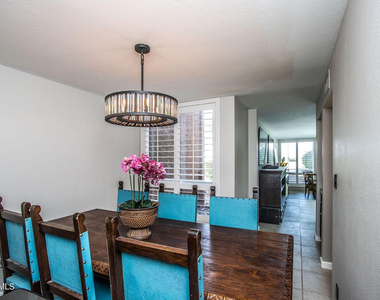 7401 N Scottsdale Road - Photo Thumbnail 6