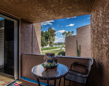 7401 N Scottsdale Road - Photo Thumbnail 13