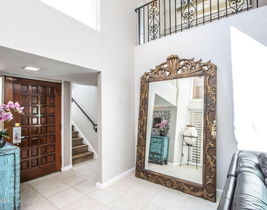 7401 N Scottsdale Road - Photo Thumbnail 1