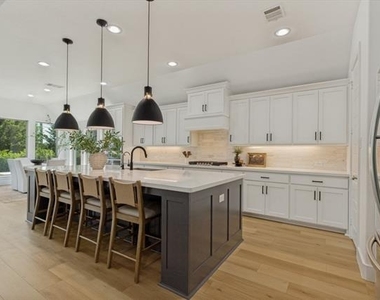 1513 Snapdragon Court - Photo Thumbnail 5