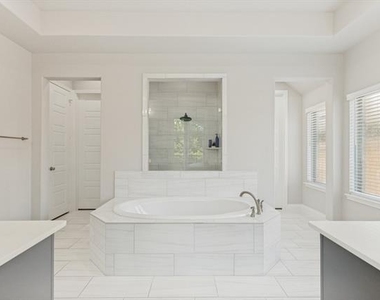 1513 Snapdragon Court - Photo Thumbnail 34