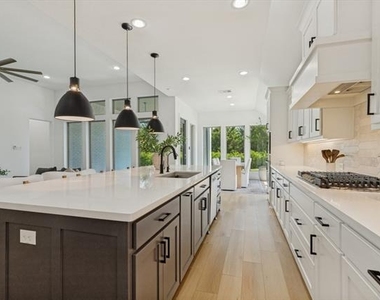 1513 Snapdragon Court - Photo Thumbnail 8