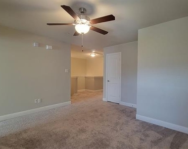 709 Lowveld Drive - Photo Thumbnail 16