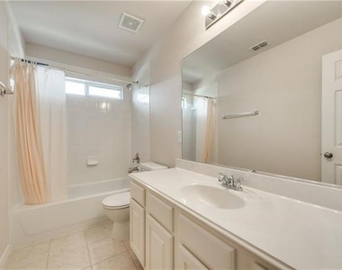 434 Teagarden Court - Photo Thumbnail 32