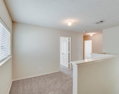 2920 Pima Lane - Photo Thumbnail 7