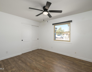 3731 E Janice Way - Photo Thumbnail 17