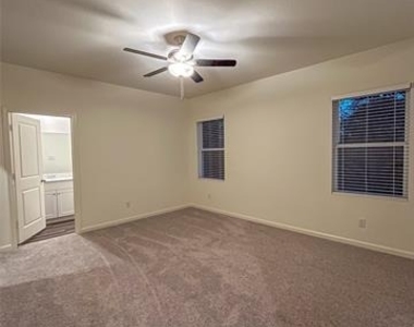 4407 Silverweed Lane - Photo Thumbnail 10