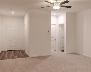 4407 Silverweed Lane - Photo Thumbnail 6