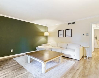 7707 Meadow Park Drive - Photo Thumbnail 2