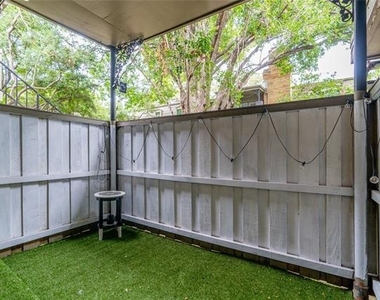 7707 Meadow Park Drive - Photo Thumbnail 16
