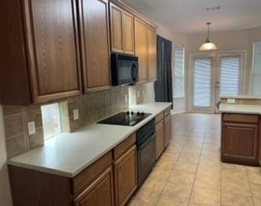 1740 Hidden Brook Drive - Photo Thumbnail 2