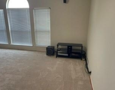 1740 Hidden Brook Drive - Photo Thumbnail 11