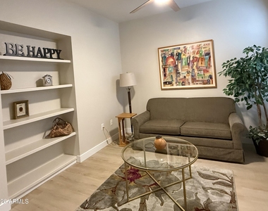 14950 W Mountain View Boulevard - Photo Thumbnail 14