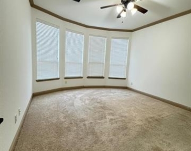 4616 Vista Grande Drive - Photo Thumbnail 11