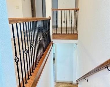 4616 Vista Grande Drive - Photo Thumbnail 32