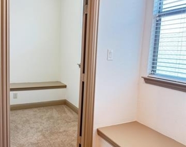 4616 Vista Grande Drive - Photo Thumbnail 24