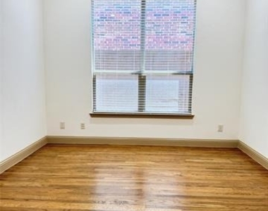 4616 Vista Grande Drive - Photo Thumbnail 17
