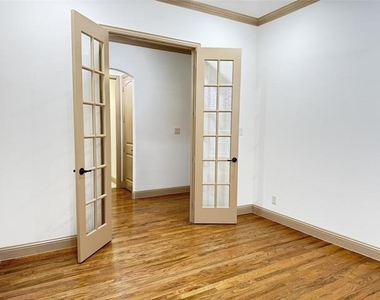 4616 Vista Grande Drive - Photo Thumbnail 18