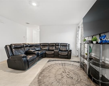 1408 Yachtclub Drive - Photo Thumbnail 25