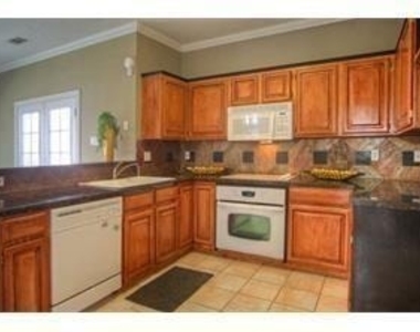 907 Canal - Photo Thumbnail 15