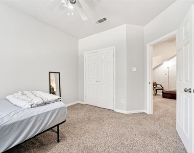5108 Foxhaven Court - Photo Thumbnail 5