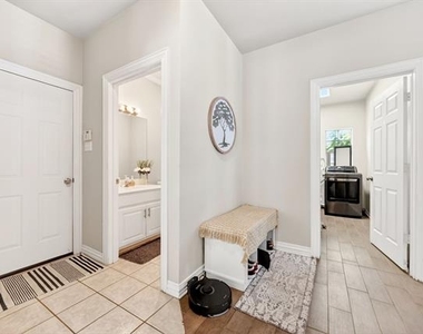 5108 Foxhaven Court - Photo Thumbnail 17