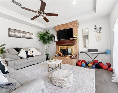 5108 Foxhaven Court - Photo Thumbnail 13