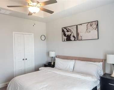 2216 Palomino Street - Photo Thumbnail 9