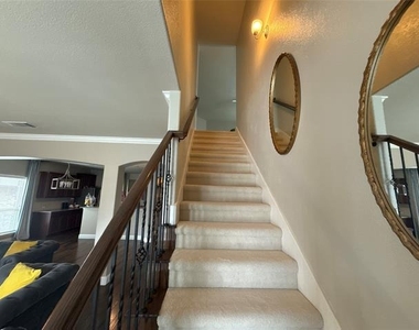 308 Mount Olive Avenue - Photo Thumbnail 14