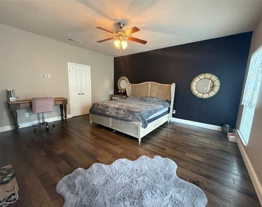 308 Mount Olive Avenue - Photo Thumbnail 11